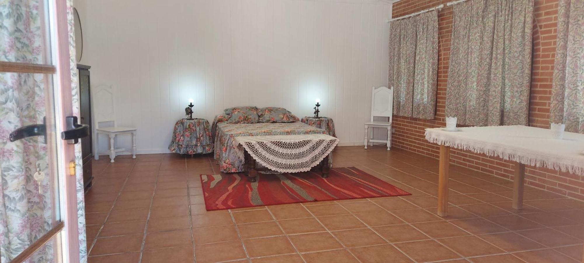 Habitacion,Piscina Y Jardin Azuqueca de Henares Kültér fotó