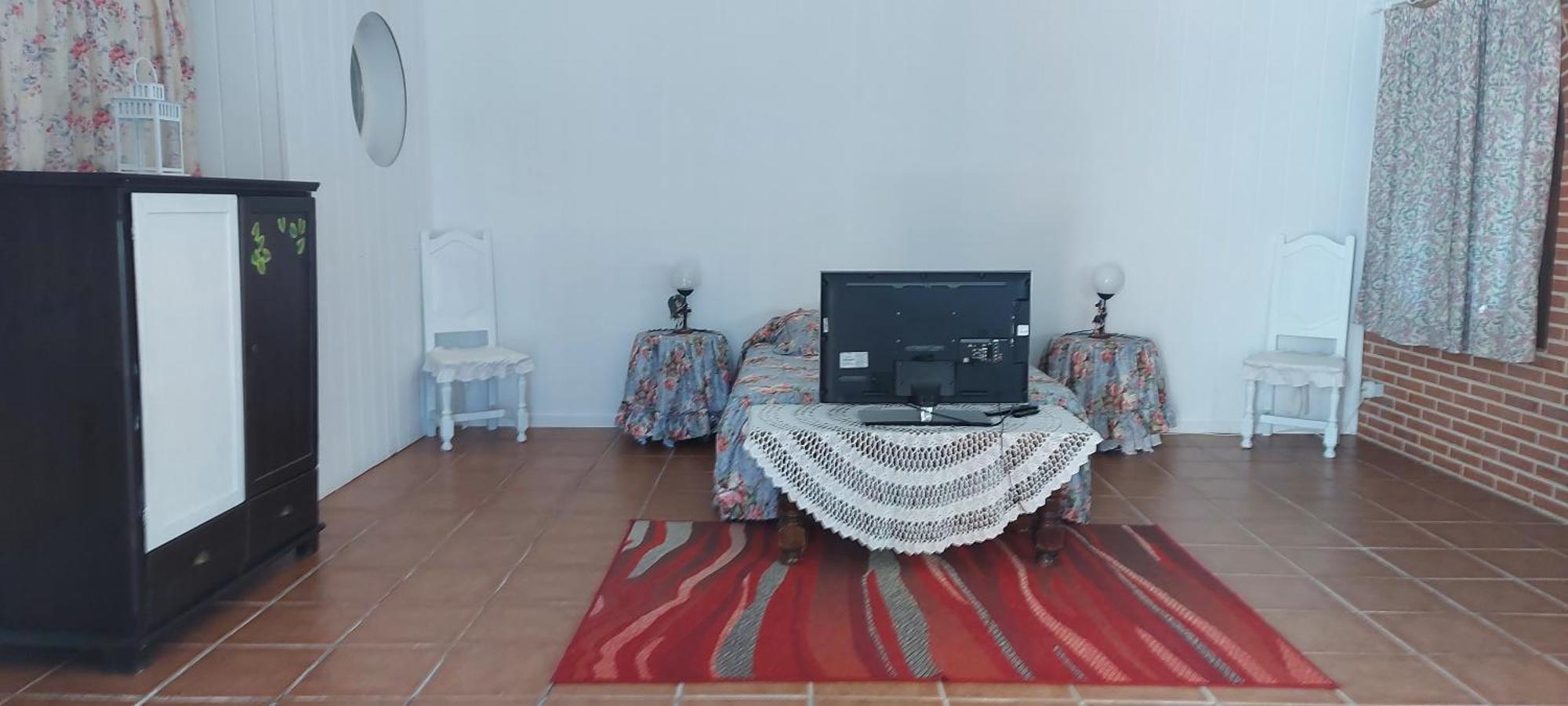Habitacion,Piscina Y Jardin Azuqueca de Henares Kültér fotó